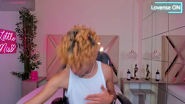 Anyelo_Twink's Live XXX Chat