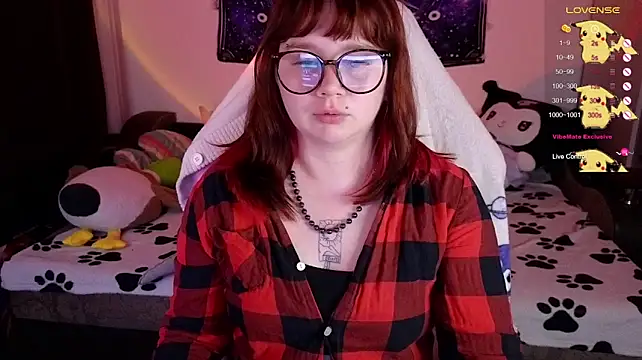 lunaalli XXX чат на живо