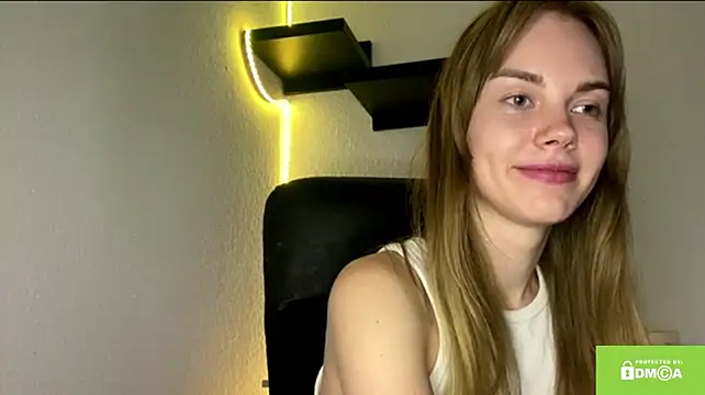 SunnyStrike XXX чат на живо