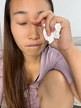 rongrong69 XXX чат на живо