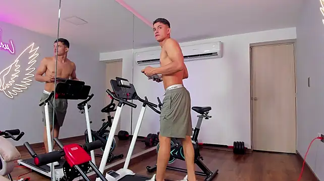 Simon_Axe Show Webcam