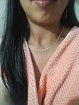 Helen-nn élő XXX-chatje