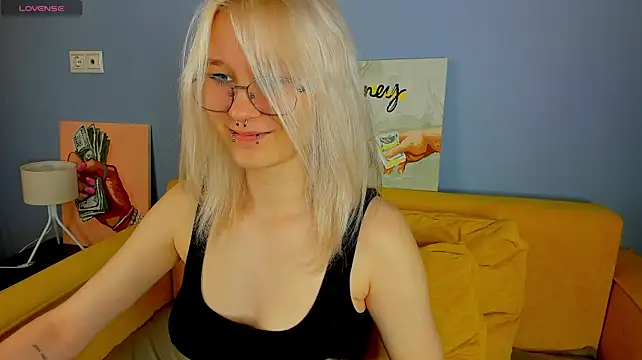 Chat XXX en directo de Nika-Smith