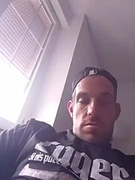 Codymc89's Live XXX Chat