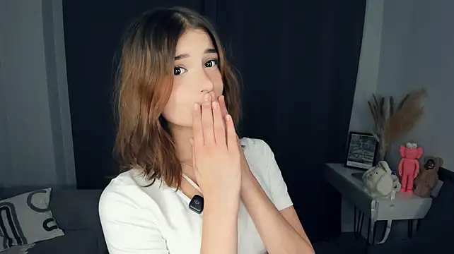 StefanieParayno XXX чат на живо