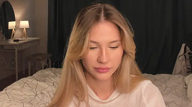 TanyaSoo Chat XXX live