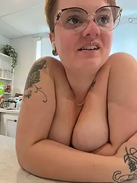 Živý XXX chat CurvesNChaos
