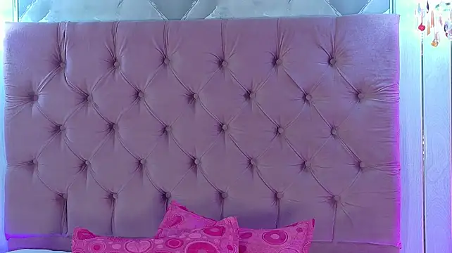 Chat +18 de Gabby-Sweet ao vivo