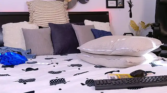 Jimmy_Doss XXX чат на жи во