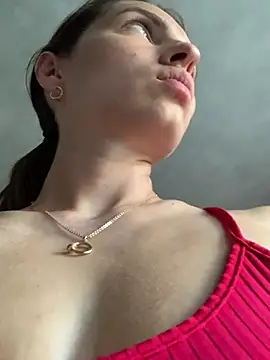 SeducingYoghourt Chat XXX in diretta