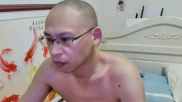 XXX chat uživo modela benly888