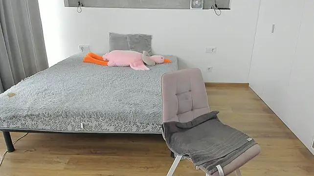 Kitkatvel – Naživo XXX chat