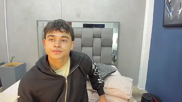 Charlie___Musk 라이브 XXX 채팅