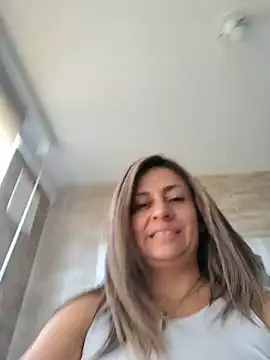 Latiinvenus Chat XXX in diretta