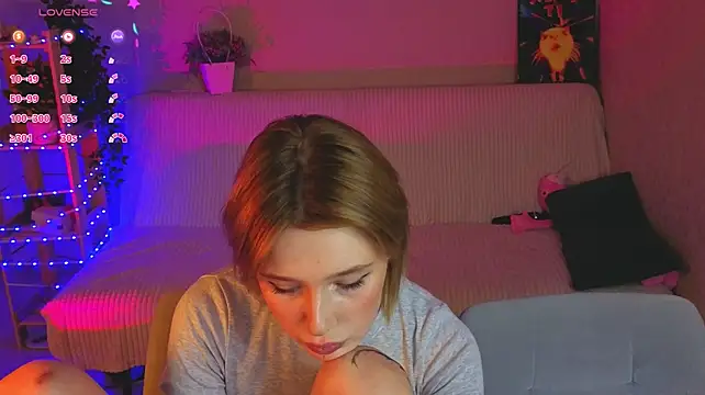 TaraEva live XXX chat