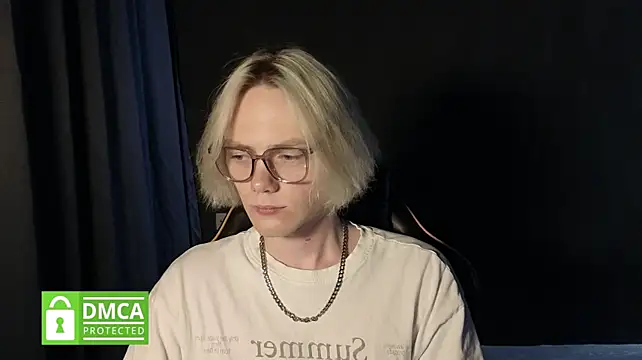 Chat XXX en directo de Keytaro