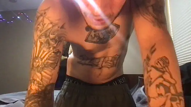 BWCJUICYJOSHのライブXXXチャット