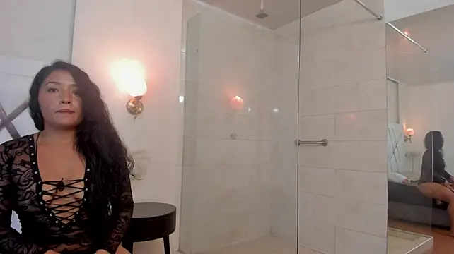 Chat +18 de Stella_Rosse ao vivo