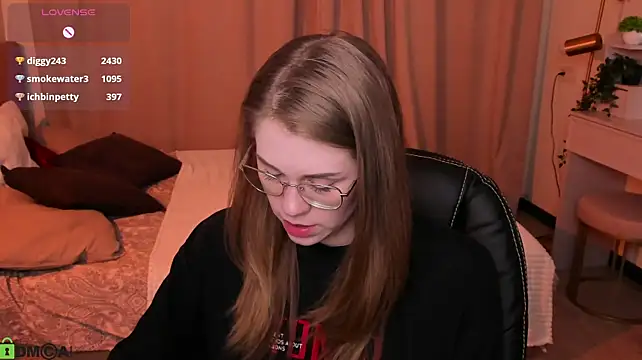 Chat +18 de Alison_Doody ao vivo