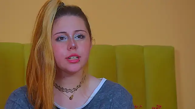NatalieNorths live XXX chat