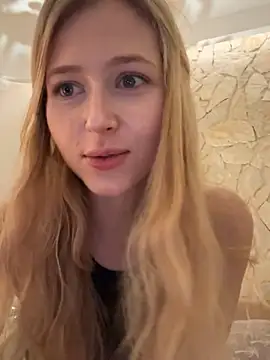 LunaRase's Live XXX Chat