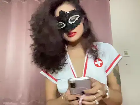 ScarletSeductive Chat XXX live