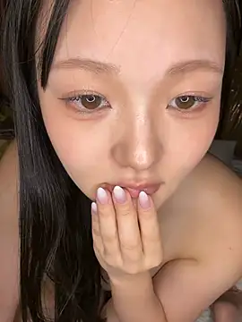 MinaKubo's Live XXX Chat