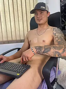 Alexander_ferre élő XXX-chatje