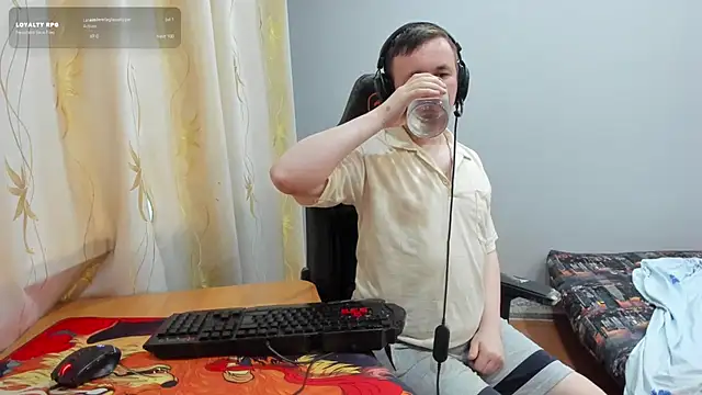 Show de iliaskrislove na webcam
