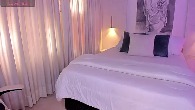 nathalie_rivers' Live XXX Chat