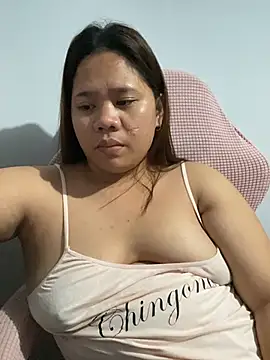 Chat XXX ao vivo de -CLARAMommy-