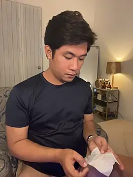 แชท XXX สดของ Titanryu