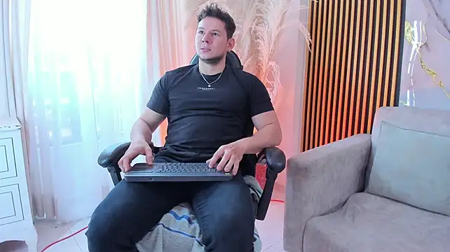 Izui_Pierce Webcam-Show