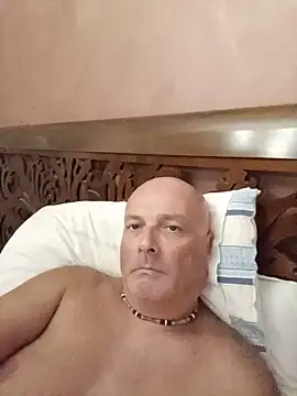 Alexis_BullのライブXXXチャット