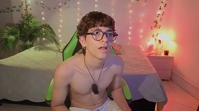 Matty_Sparkk Live XXX-Chat