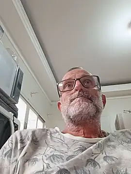 Chat +18 de nard53 ao vivo