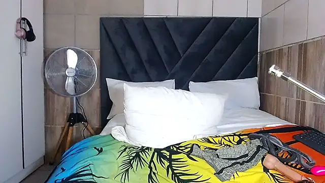 Sexy_cum_slut Adlı Modelin Web Kamerası Şovu