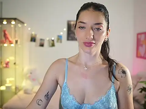 MiaPaloma18 Chat XXX live