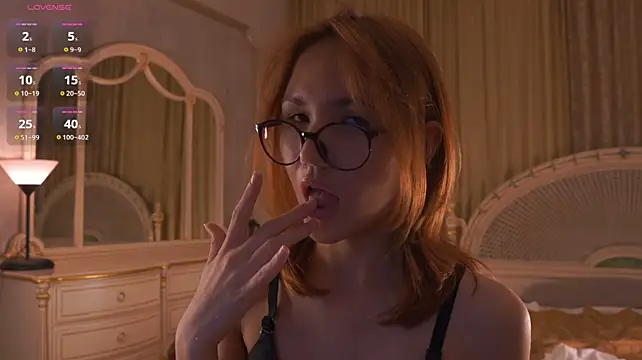 FrediaPfeiff's Live XXX Chat