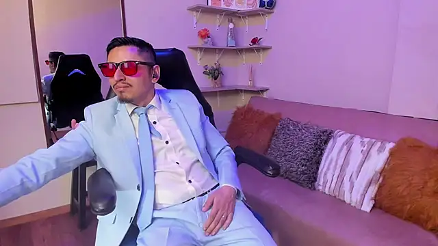 Chat +18 de kevin_23_ ao vivo
