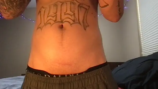 Chatroom XXX en direct de BWCJUICYJOSH