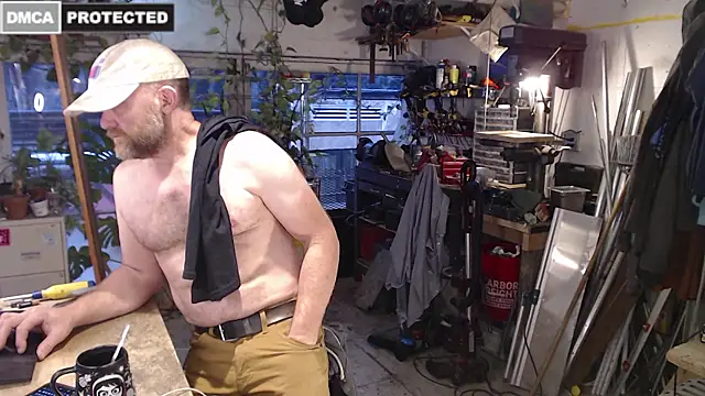 seattlemanwhore's Live XXX Chat