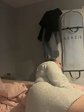 Poppylooloo's Live XXX Chat