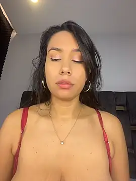 PilarJones_ live XXX chat