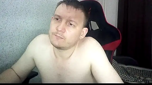 Show modela MysteriousWanderer na web-kameri