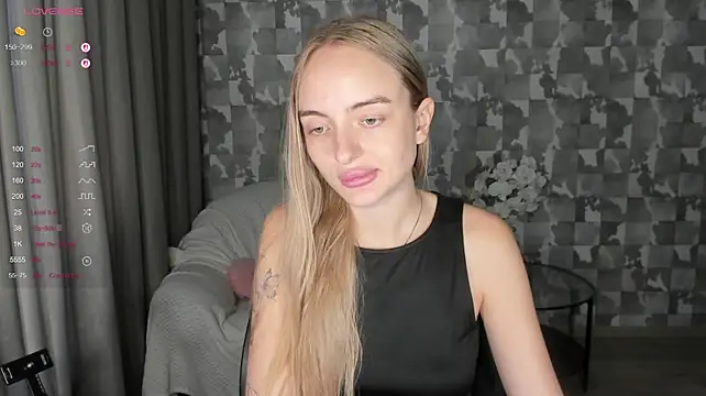 A_delina live XXX chat