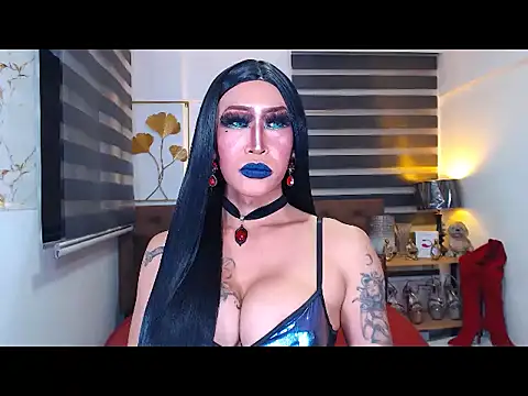 DominateMistressTania's Live XXX Chat