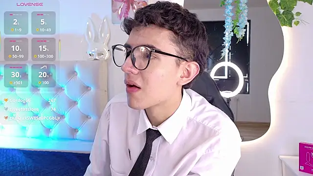 Chat +18 de Eithan__wolf ao vivo