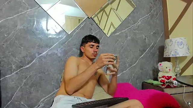 MaximumSteel_ 라이브 XXX 채팅