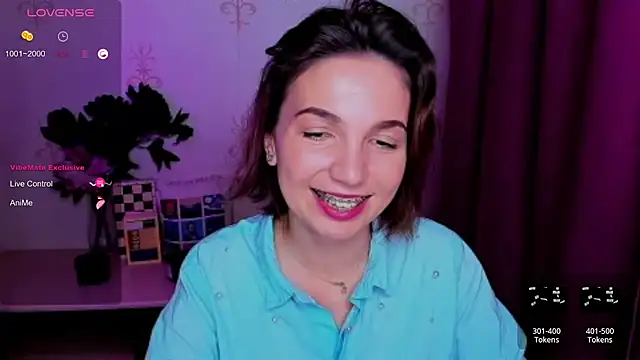 KindHazelHere_ Adlı Modelin Canlı XXX Sohbeti
